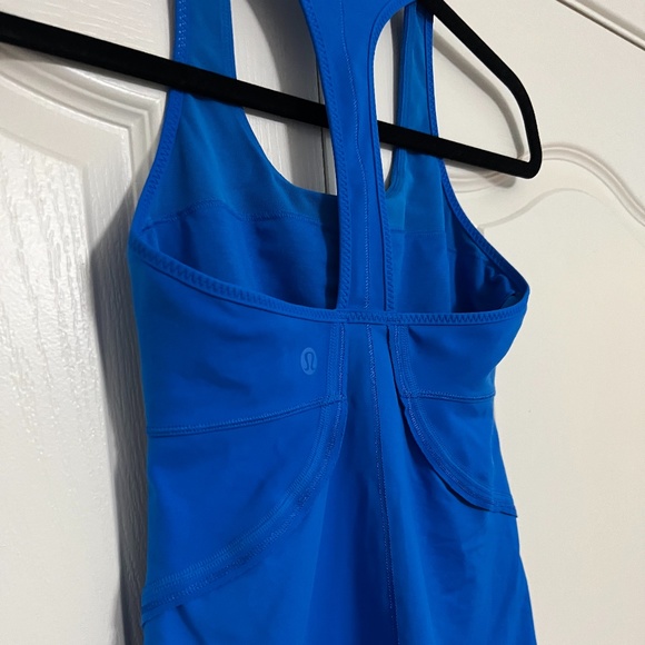 Lululemon Power Up Tank Beaming Blue - Size 6 - Picture 11 of 14